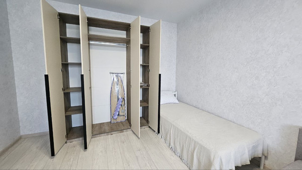 Сдам двухкомнатную (2-комн.) квартиру, им. Героя Советского Союза Якова Кобзаря ул, 17, Краснодар г