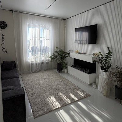 Продам трехкомнатную (3-комн.) квартиру, Парк Апрель ул, 42, Апрелевка г