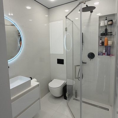 Продам трехкомнатную (3-комн.) квартиру, Парк Апрель ул, 42, Апрелевка г