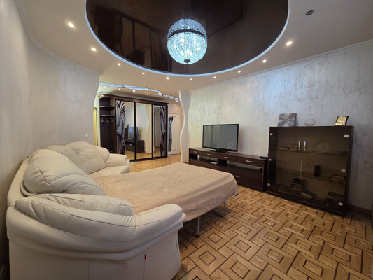 Продам трехкомнатную (3-комн.) квартиру, им. Достоевского ул, 84/1, Краснодар г