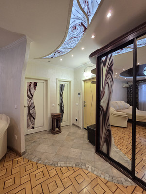 Продам трехкомнатную (3-комн.) квартиру, им. Достоевского ул, 84/1, Краснодар г