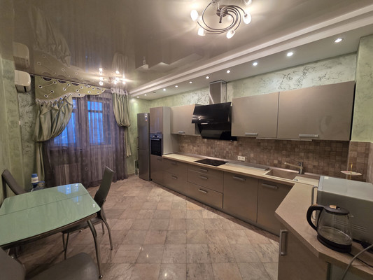 Продам трехкомнатную (3-комн.) квартиру, им. Достоевского ул, 84/1, Краснодар г