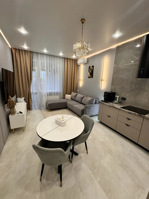 Продам однокомнатную (1-комн.) квартиру, Чистопольская ул, 86/10, Казань г