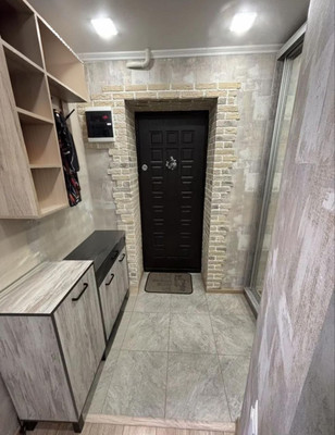 Продам однокомнатную (1-комн.) квартиру, Киевская ул, 128, Симферополь г