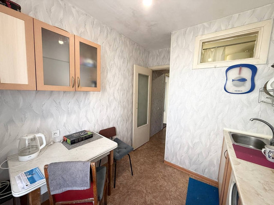 Продам однокомнатную (1-комн.) квартиру, Ростовская ул, 21, Симферополь г