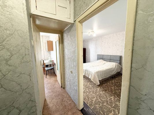 Продам однокомнатную (1-комн.) квартиру, Ростовская ул, 21, Симферополь г