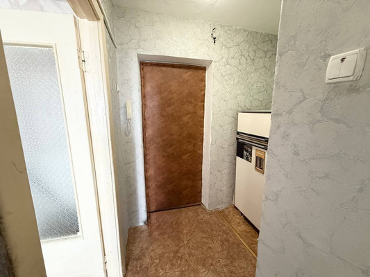 Продам однокомнатную (1-комн.) квартиру, Ростовская ул, 21, Симферополь г