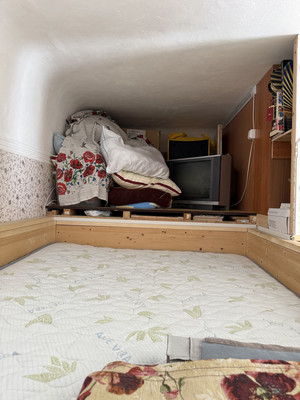 Продам 2-комн. в 5-комн. квартире, Выборгская ул, 4, Санкт-Петербург г