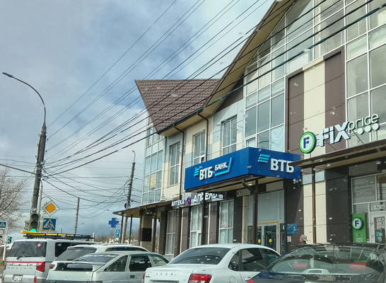 Продам трехкомнатную (3-комн.) квартиру, Пролетарская ул, 214к2, Майкоп г