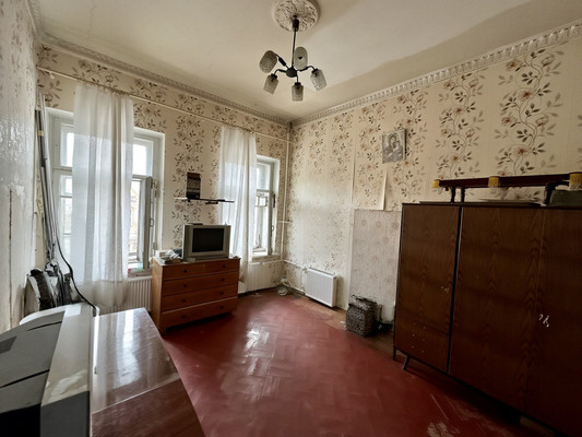 Продам трехкомнатную (3-комн.) квартиру, Солдатский пер, 5, Санкт-Петербург г