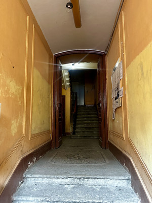 Продам трехкомнатную (3-комн.) квартиру, Солдатский пер, 5, Санкт-Петербург г