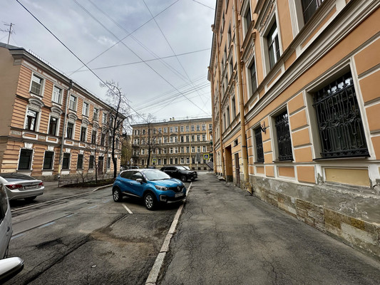 Продам трехкомнатную (3-комн.) квартиру, Солдатский пер, 5, Санкт-Петербург г