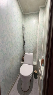 Продам трехкомнатную (3-комн.) квартиру, Кирпичная ул, 6а, Йошкар-Ола г