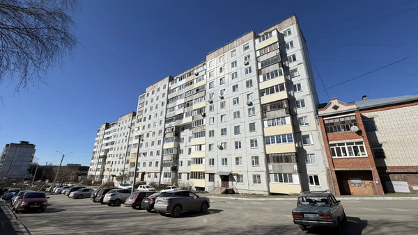 Продам трехкомнатную (3-комн.) квартиру, Кирпичная ул, 6а, Йошкар-Ола г