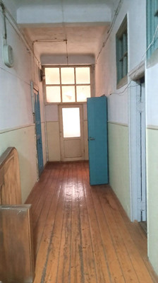 Продам комнату в 5-комн. квартире, Большая Садовая ул, 37, Ростов-на-Дону г