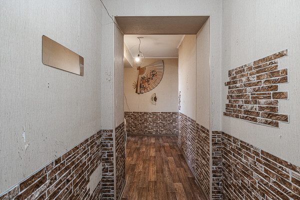 Продам трехкомнатную (3-комн.) квартиру, Ленинский пр-кт, 102, Москва г