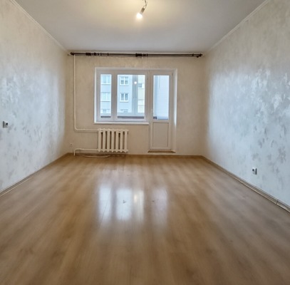 Продам однокомнатную (1-комн.) квартиру, Верещагина ул, 6, Калининград г