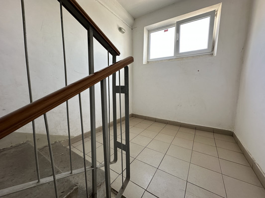 Продам однокомнатную (1-комн.) квартиру, Лавриненко ул, 1, Армавир г