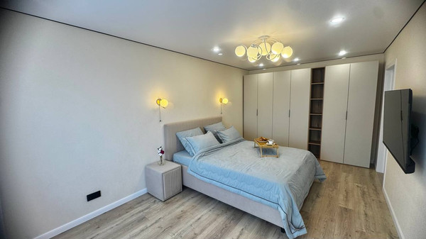 Продам двухкомнатную (2-комн.) квартиру, Наличная ул, 45к1, Санкт-Петербург г