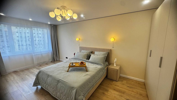 Продам двухкомнатную (2-комн.) квартиру, Наличная ул, 45к1, Санкт-Петербург г