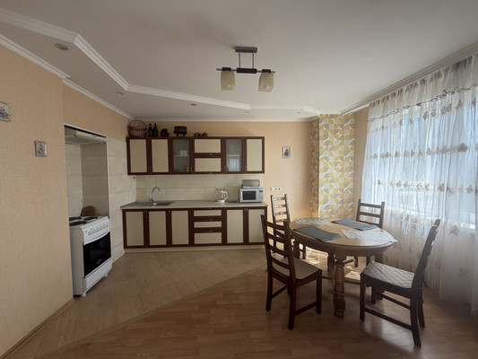 Сдам двухкомнатную (2-комн.) квартиру, Красноармейская ул, 200к1, Ростов-на-Дону г