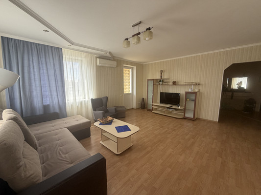 Сдам двухкомнатную (2-комн.) квартиру, Красноармейская ул, 200к1, Ростов-на-Дону г