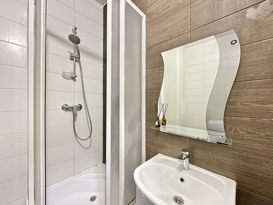 Продам однокомнатную (1-комн.) квартиру, Арцеуловская аллея, 21, Санкт-Петербург г