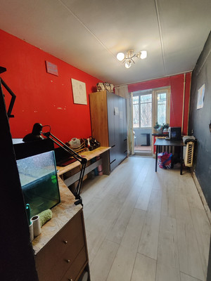 Продам трехкомнатную (3-комн.) квартиру, 25 Января ул, 12, Воронеж г
