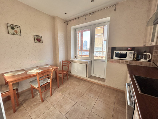 Продам однокомнатную (1-комн.) квартиру, Есенина ул, 1к1, Санкт-Петербург г