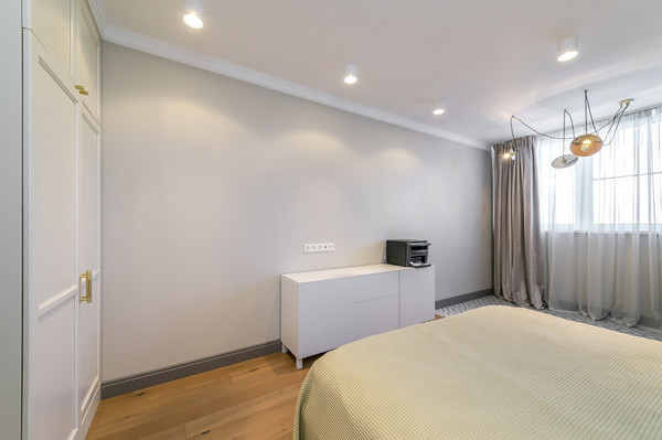 Сдам трехкомнатную (3-комн.) квартиру, Подмосковный б-р, 13, Красногорск г