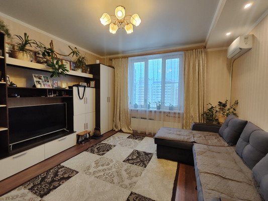 Продам трехкомнатную (3-комн.) квартиру, Маршала Жукова пр-кт, 25/1, Ростов-на-Дону г