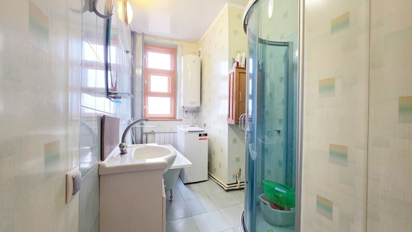 Продам многокомнатную квартиру, Мира ул, 34, Екатеринбург г