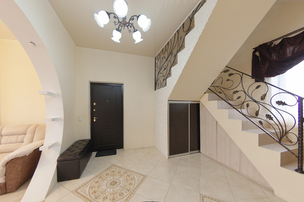 Продам дом, Аграрная ул, 9, Ханты-Мансийск г, 0 км от города