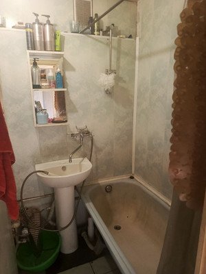 Продам многокомнатную квартиру, Авиаконструкторов пр-кт, 29Ак2, Санкт-Петербург г