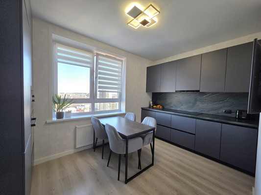 Продам двухкомнатную (2-комн.) квартиру, Луньевская ул, 4, Пермь г