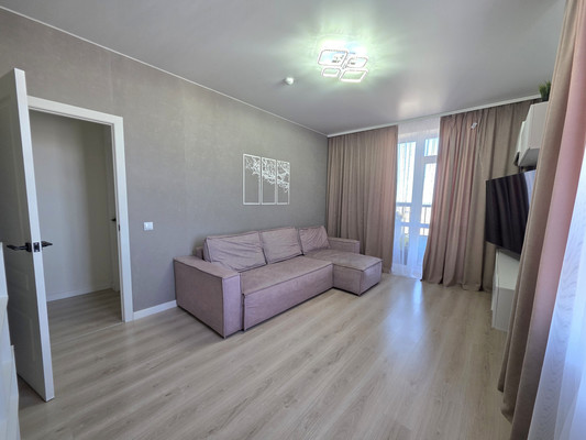 Продам двухкомнатную (2-комн.) квартиру, Луньевская ул, 4, Пермь г