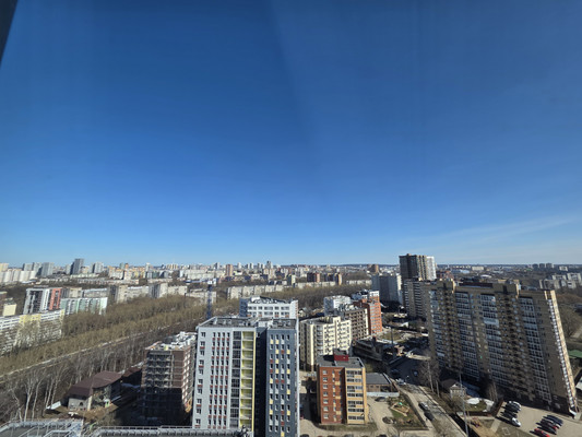 Продам двухкомнатную (2-комн.) квартиру, Луньевская ул, 4, Пермь г