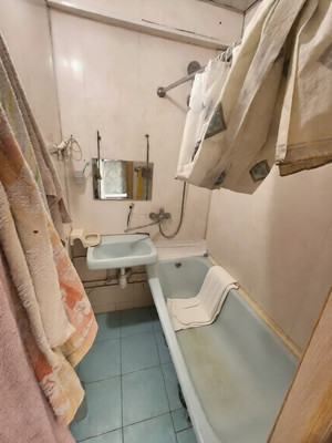 Продам многокомнатную квартиру, Ворошилова ул, 65, Кропоткин г