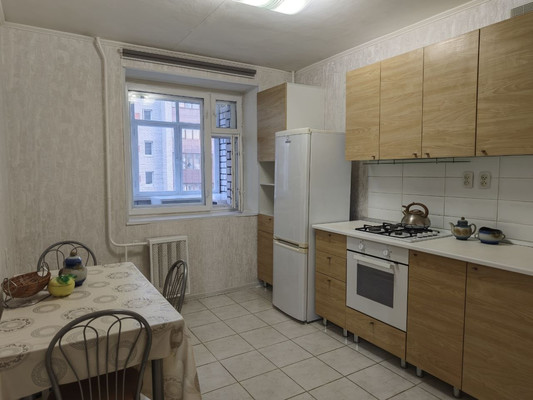 Продам однокомнатную (1-комн.) квартиру, 2-я Азинская ул, 3кв, Казань г