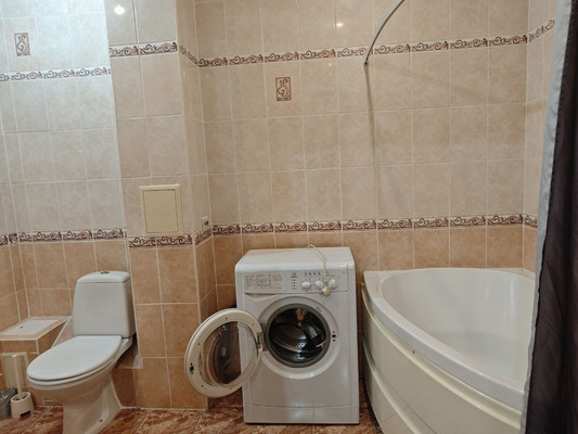 Продам однокомнатную (1-комн.) квартиру, 2-я Азинская ул, 3кв, Казань г