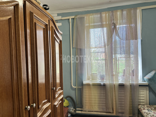 Продам трехкомнатную (3-комн.) квартиру, Октябрьская ул, 6, Северская ст-ца