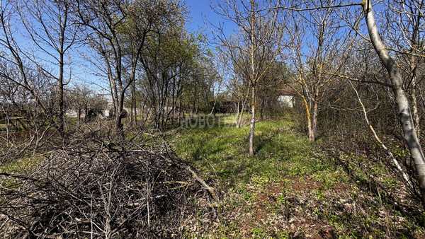 Продам дачу, Водник-2 тер. СНТ, 246, Абинск г, 0 км от города