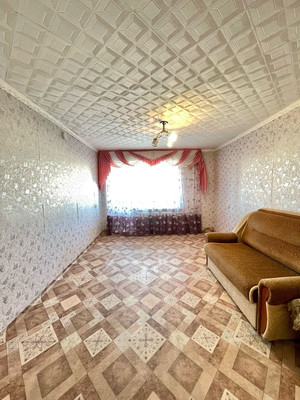 Продам трехкомнатную (3-комн.) квартиру, Большая ул, 167, Ишим г