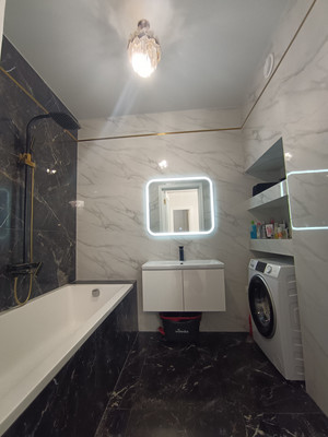 Продам многокомнатную квартиру, Тлостанова ул, 28, Нальчик г