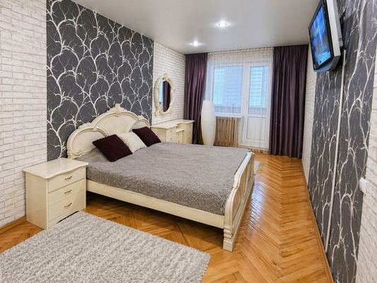 Продам трехкомнатную (3-комн.) квартиру, Шибанкова ул, 92, Наро-Фоминск г
