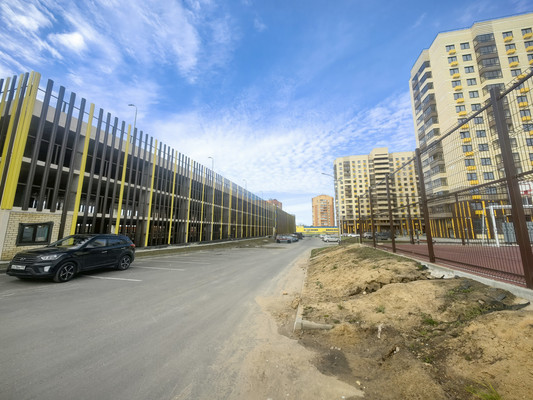 Продам трехкомнатную (3-комн.) квартиру, Дмитровская ул, 24, Базарово д