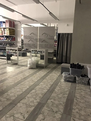 Продам коммерческое помещение 147,4 м2, А (НП Гаражное общество Невского-2 тер ряд, 241, Калининград г