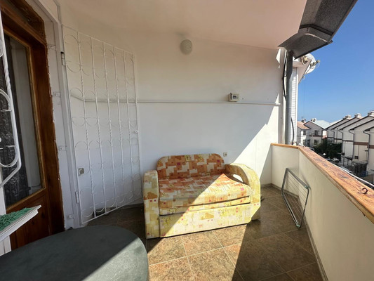 Продам однокомнатную (1-комн.) квартиру, Дельфин мкр, 1, Семидворье п