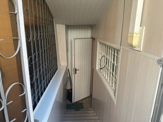 Продам однокомнатную (1-комн.) квартиру, Дельфин мкр, 1, Семидворье п