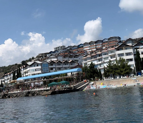 Продам однокомнатную (1-комн.) квартиру, Дельфин мкр, 1, Семидворье п